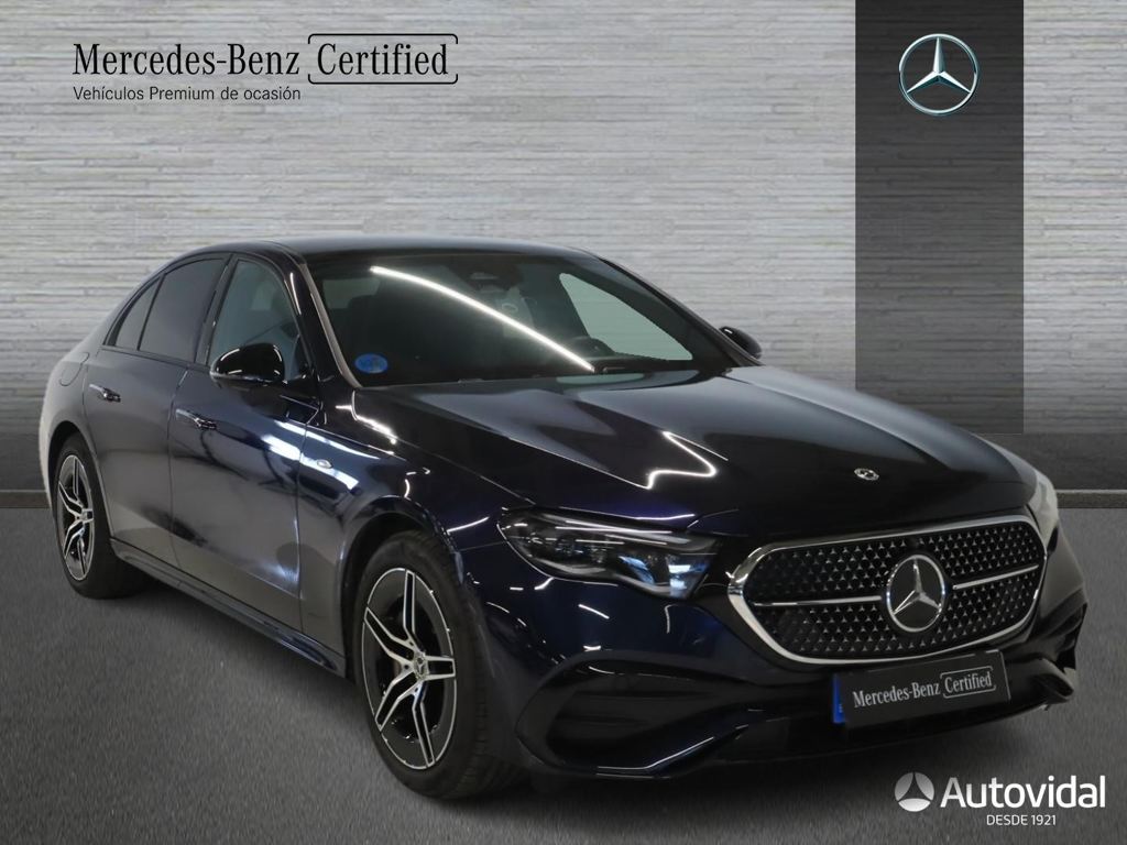 E 300 de berlina con tecnología híbrida EQ