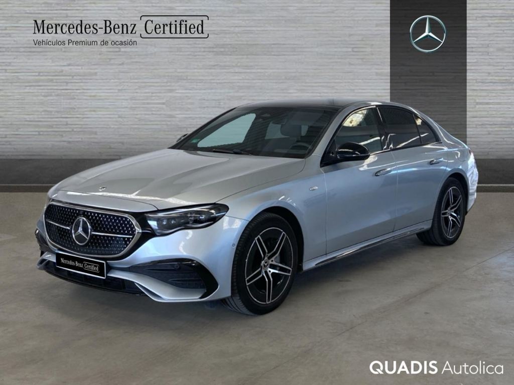 E 300 DE BERLINA CON TECNOLOGÍA HÍBRIDA EQ