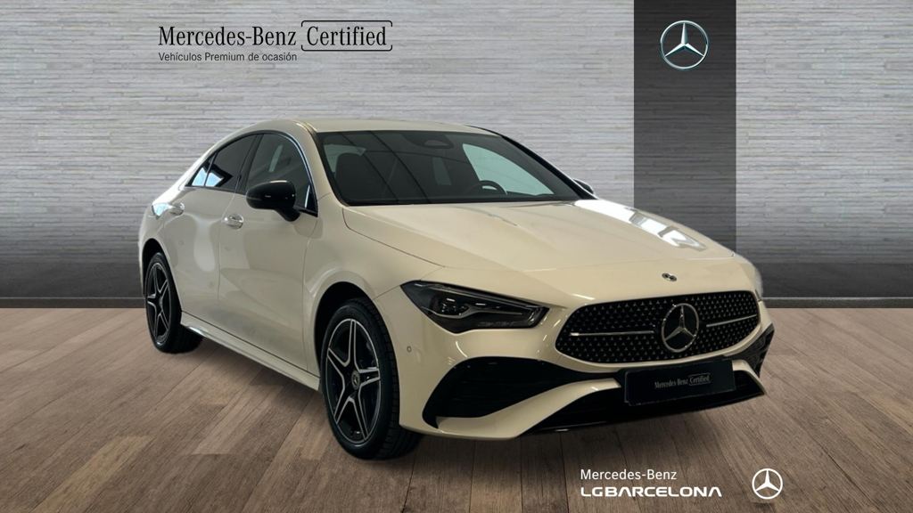 CLA 250 e Coupé con tecnología híbrida EQ
