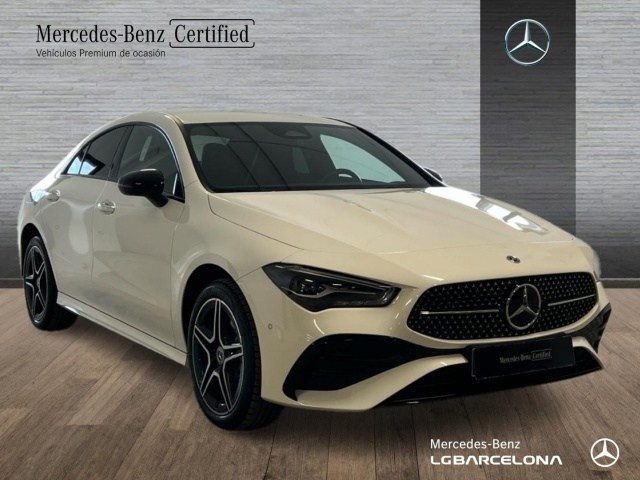 CLA 250 e Coupé con tecnología híbrida EQ