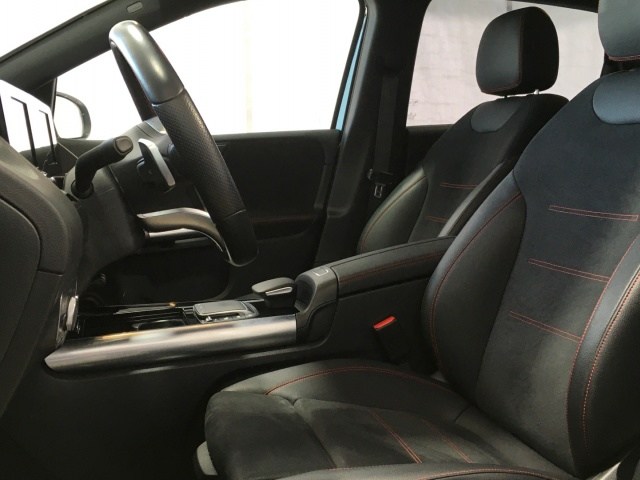 Imatge del vehicle 7