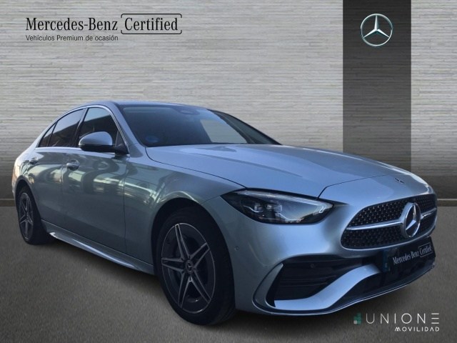 C 300 e con tecnología híbrida EQ