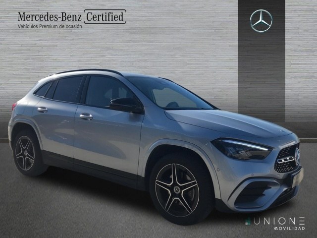 GLA 250 e con tecnología híbrida EQ