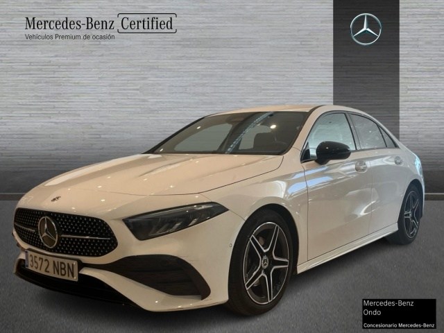 A 200 D SEDÁN AMG LINE