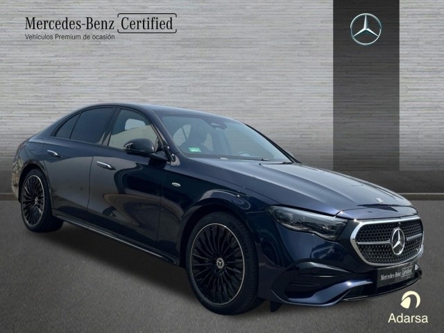 E 300 de berlina con tecnología híbrida EQ