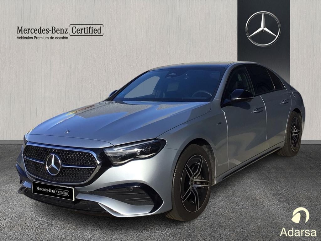 E 300 DE BERLINA CON TECNOLOGÍA HÍBRIDA EQ