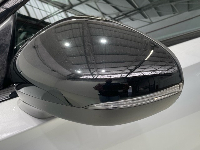 Imatge del vehicle 16